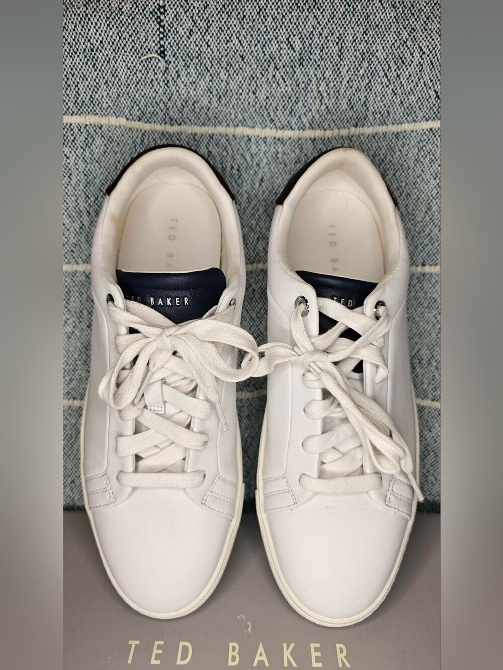 Ted Baker - Men’s White Leather Low Top Sneakers -  Size M8.5 - w/ Box